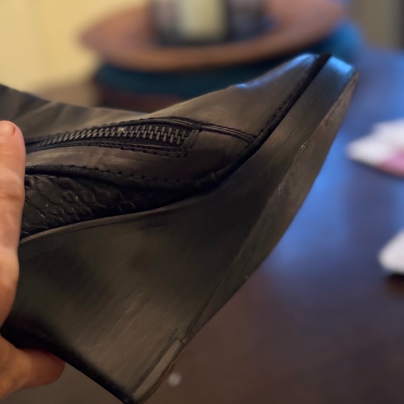 Haider Ackerman size 9 black boots - stacked heel - gently worn - repost - Picture 4 of 7